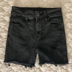 Distressed American Eagle Shorts Black